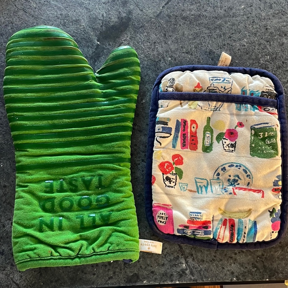 Kate Spade Oven Mits